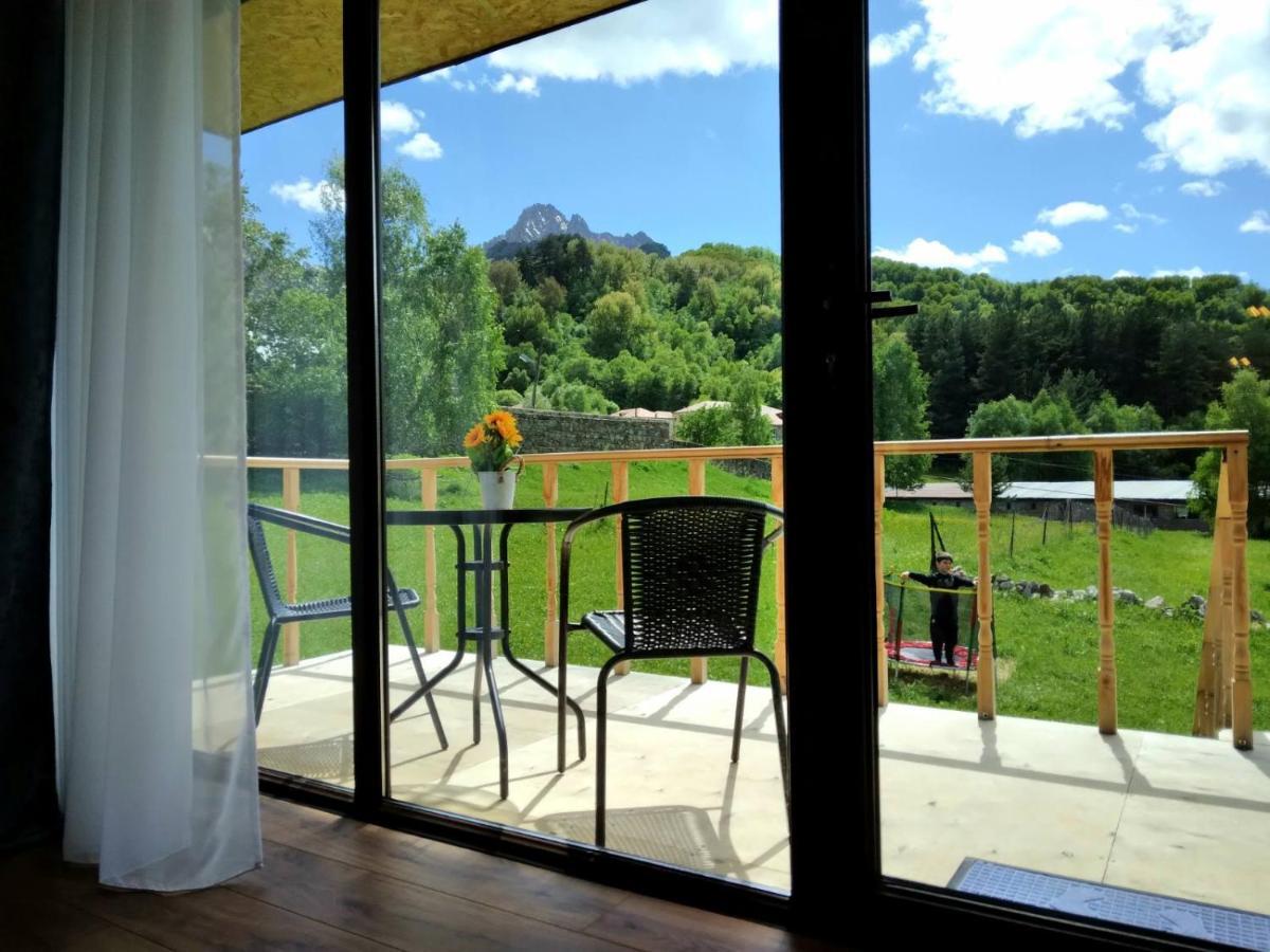 Terkhena Hotel Kazbegi Ngoại thất bức ảnh