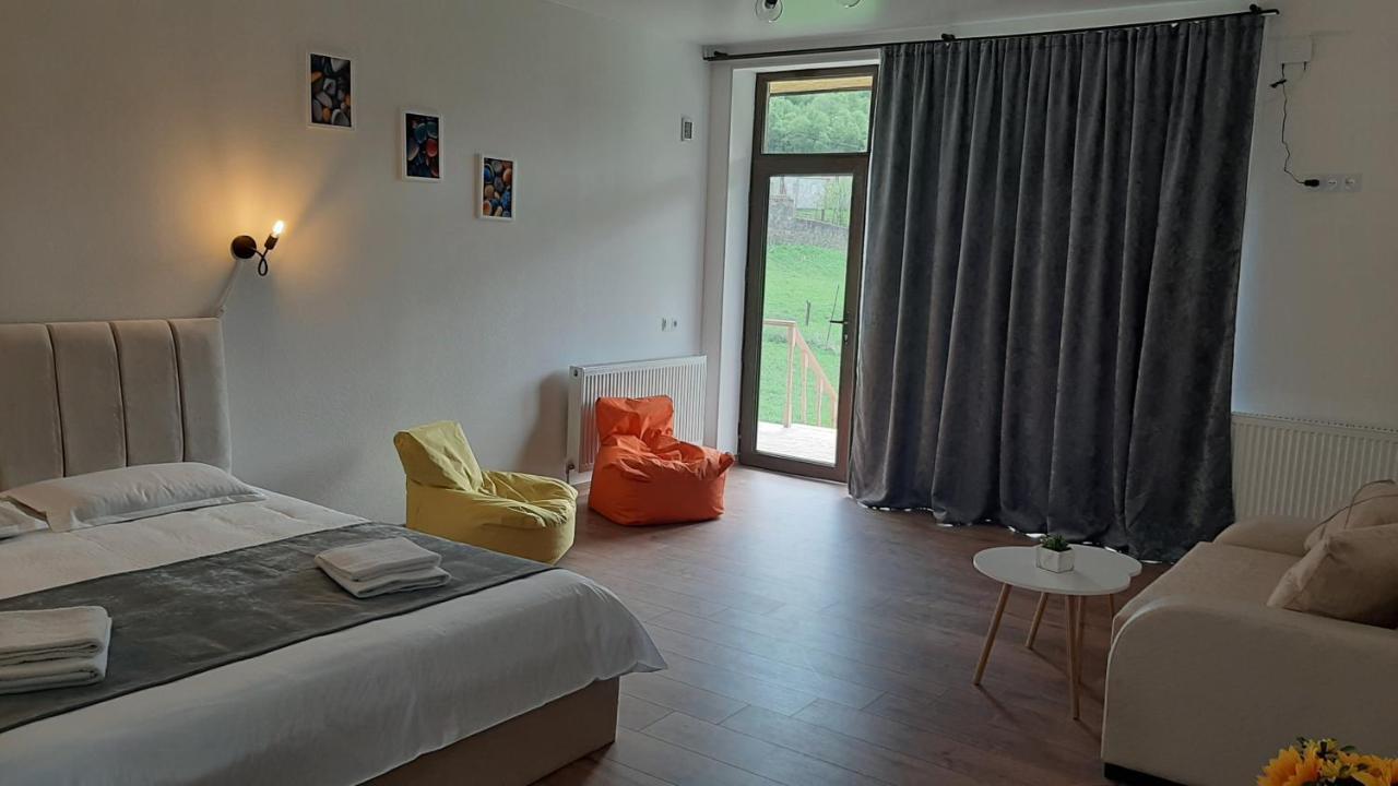 Terkhena Hotel Kazbegi Ngoại thất bức ảnh